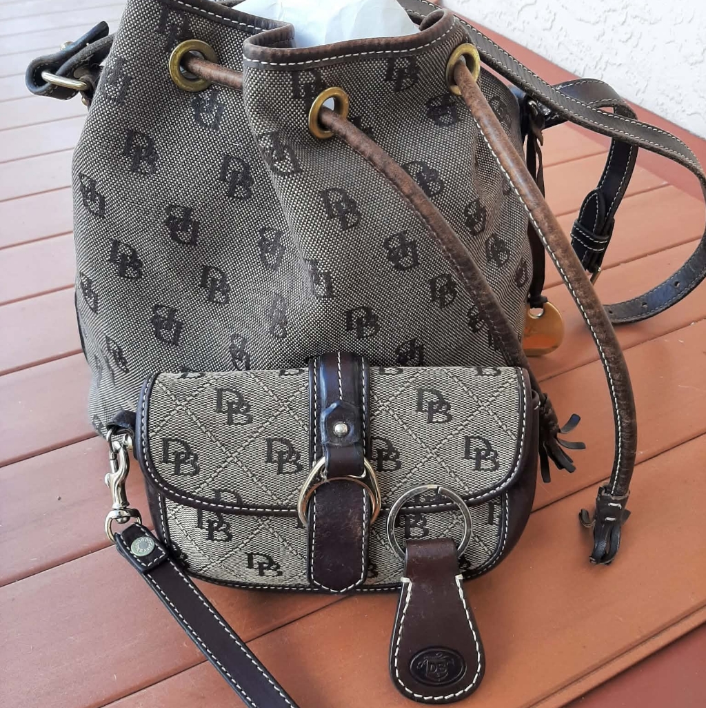Dooney & Bourke Y2k Signature Logo Bucket Bag & Wallet 3 Pc Set